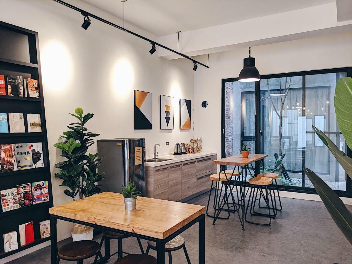 The Gatsby Apartment Tainan Exterior foto