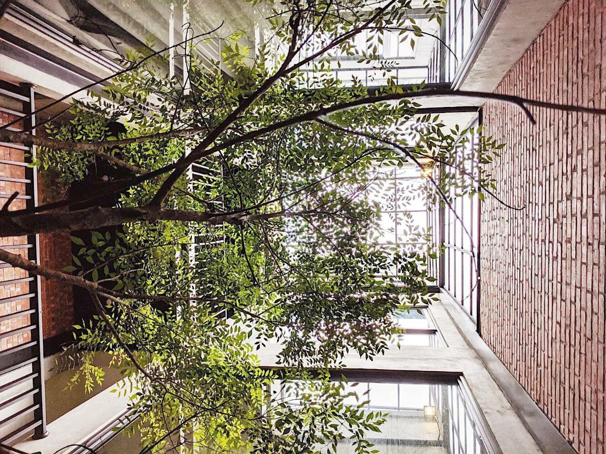 The Gatsby Apartment Tainan Exterior foto